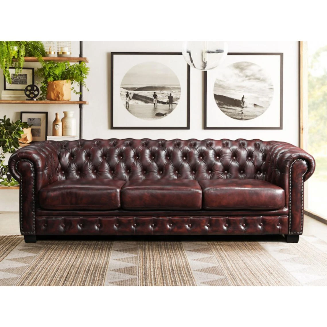 Vente-unique Canapé Chesterfield 4 Places BRENTON 100% Cuir De Buffle Bordeaux 4 Vente-unique Canapé Chesterfield 4 Places BRENTON 100% Cuir De Buffle Bordeaux – Image 2