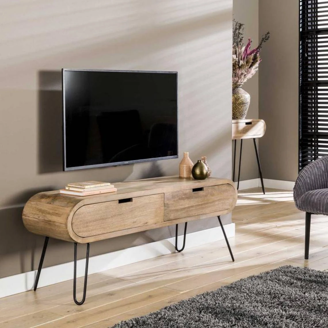 L'Héritier Du Temps Meuble TV Barrel Hinsk Console D'Appoint 2 Tiroirs Meuble De Rangement... 4 L'Héritier Du Temps Meuble TV Barrel Hinsk Console D'Appoint 2 Tiroirs Meuble De Rangement... – Image 2