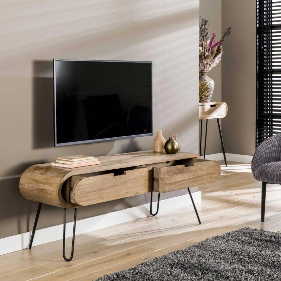 L'Héritier Du Temps Meuble TV Barrel Hinsk Console D'Appoint 2 Tiroirs Meuble De Rangement... 5 L'Héritier Du Temps Meuble TV Barrel Hinsk Console D'Appoint 2 Tiroirs Meuble De Rangement... – Image 3