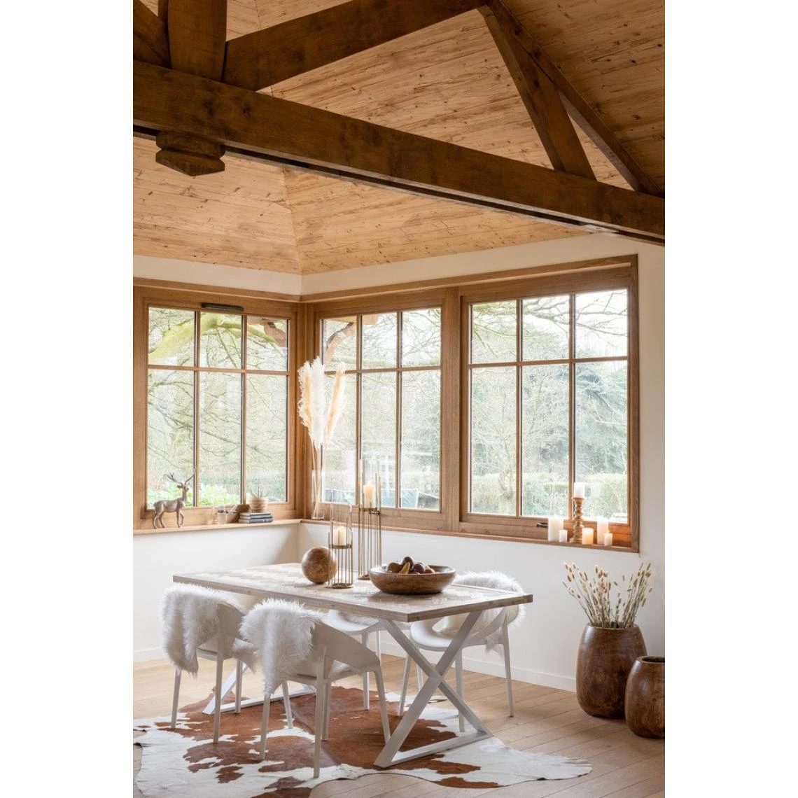 Inside 75 Table à Manger MOUNIE Motifs Chevron Naturel Clair / Pieds Métal Bla... 7 Inside 75 Table à Manger MOUNIE Motifs Chevron Naturel Clair / Pieds Métal Bla... – Image 5